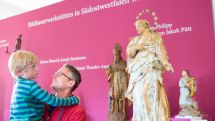  Ostern ins Museum: Ein unterhaltsamer Rundgang vom Steinzeitgrab zum Dreiecksschloss in der Wewelsburg 